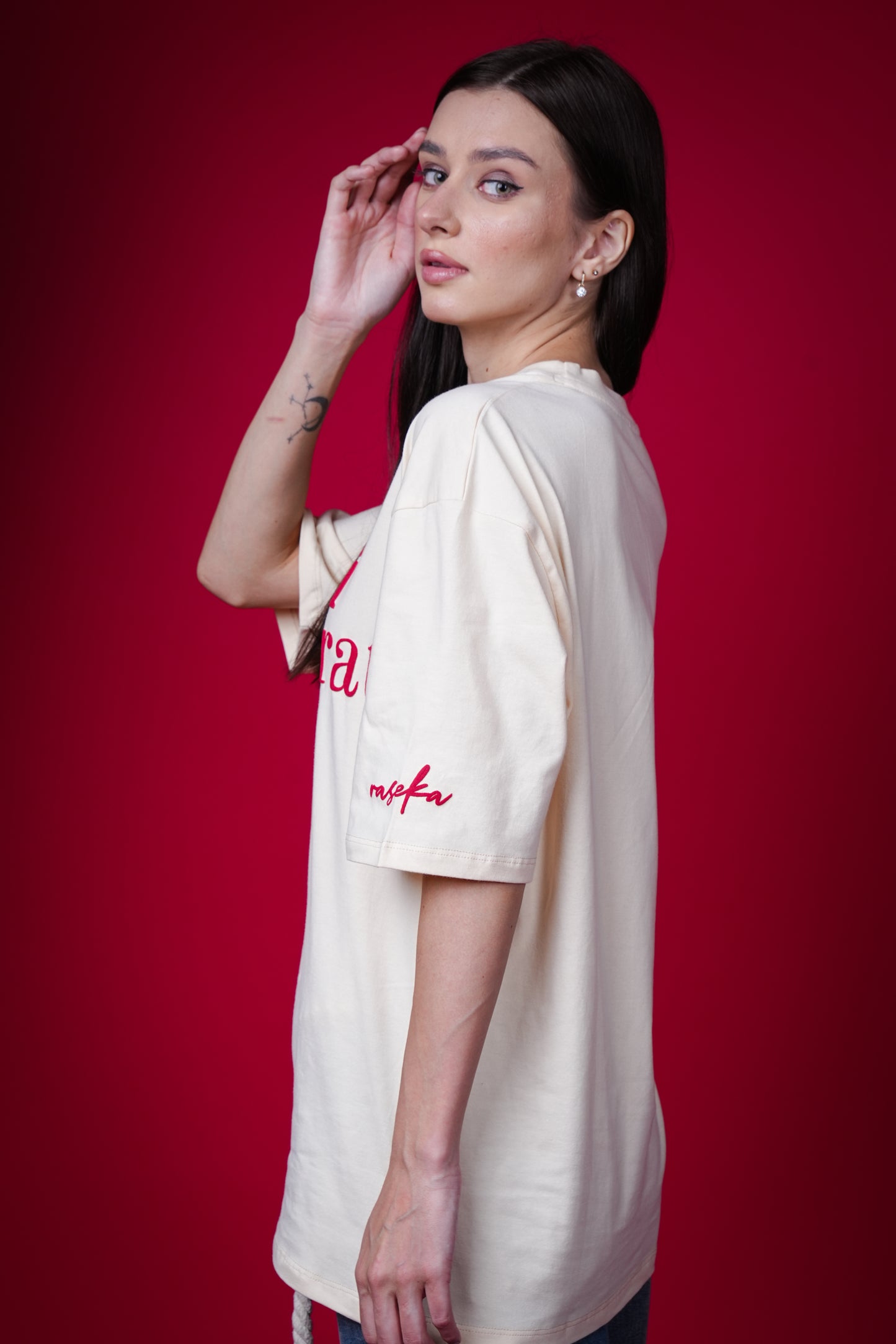 KALESHI AURAT BEIGE OVERSIZED T-SHIRT