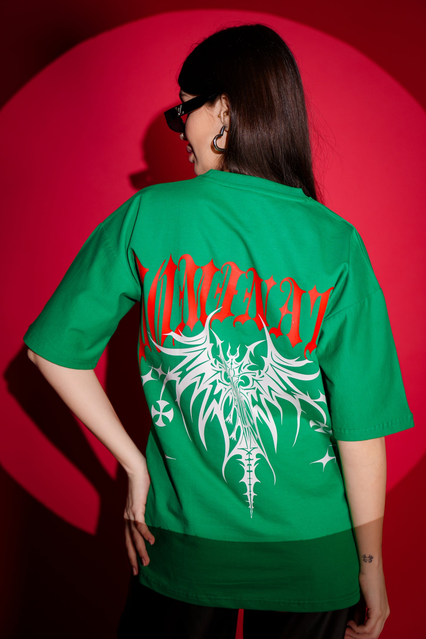 DOMINATE GREEN OVERSIZED T-SHIRT