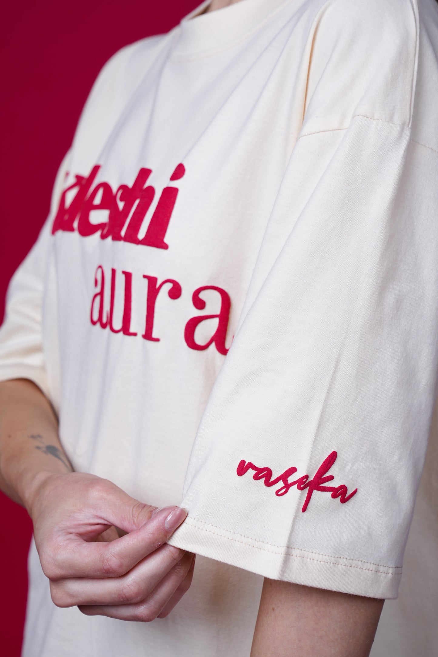 KALESHI AURAT BEIGE OVERSIZED T-SHIRT