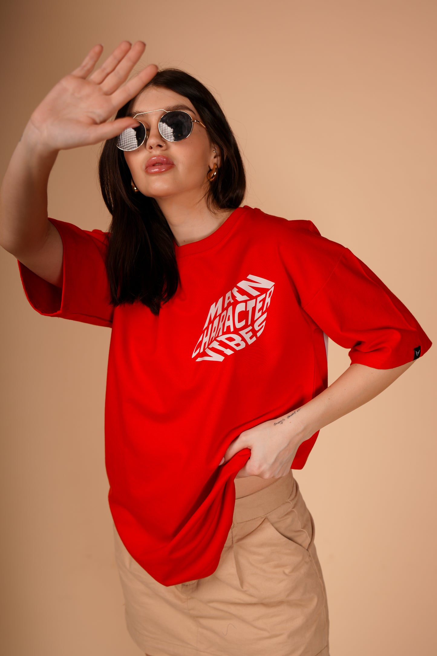 MAIN CHARACTER VIBES RED OVERSIZED T-SHIRT