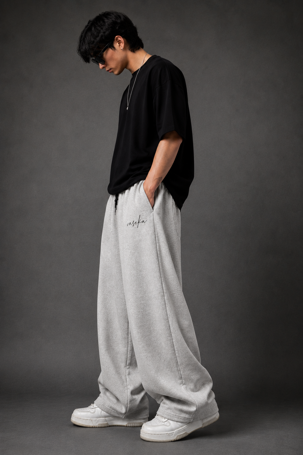 Vaseka Wide Leg Jogger