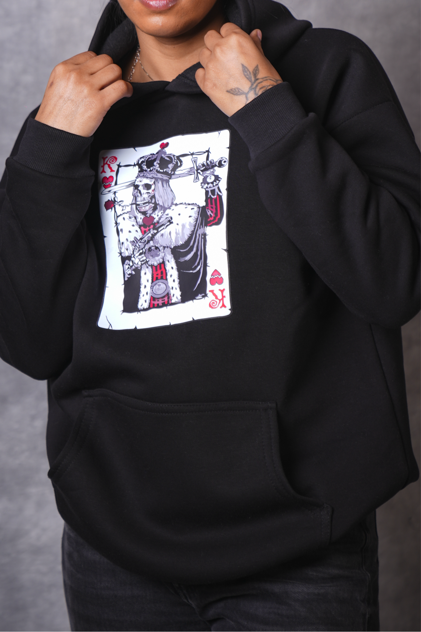 KING BLACK HOODIE