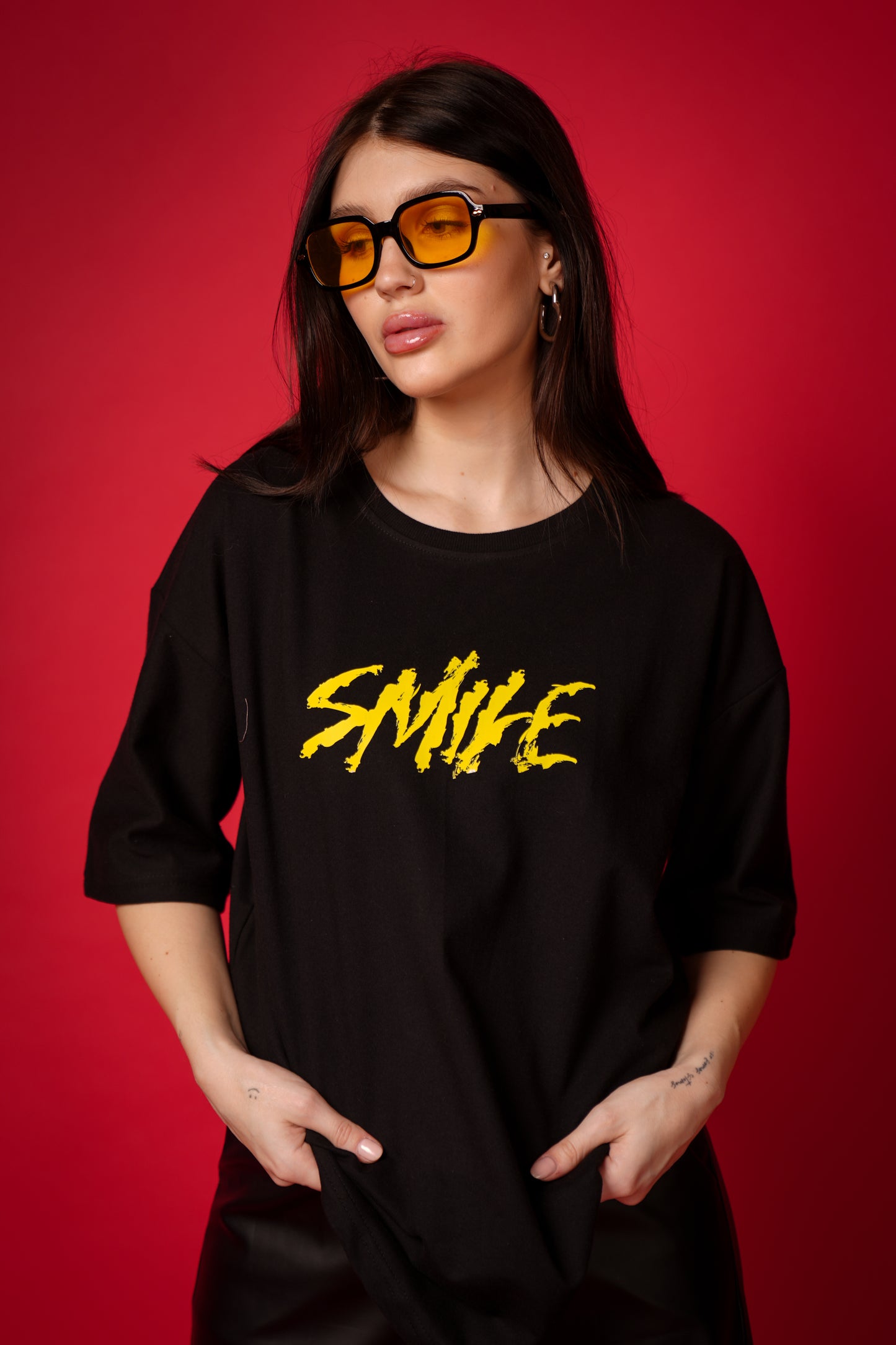 SMILE BLACK OVERSIZED T-SHIRT